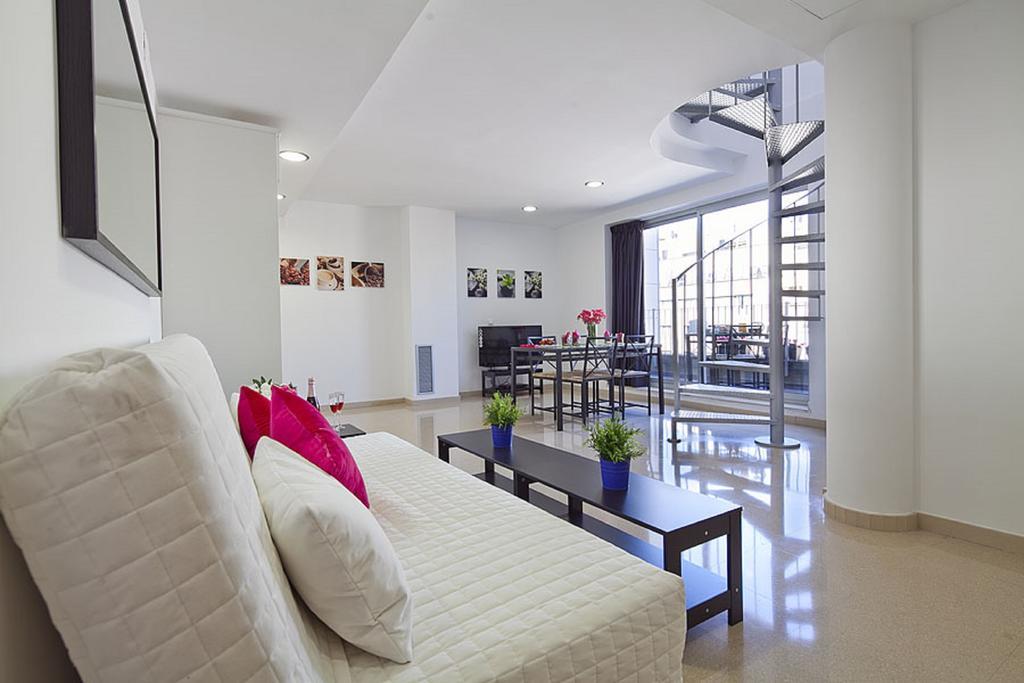 Charmsuites Paralel Барселона Стая снимка
